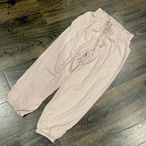 🤍An AERIE Lovers Dream Pant! Aerie cotton pants....